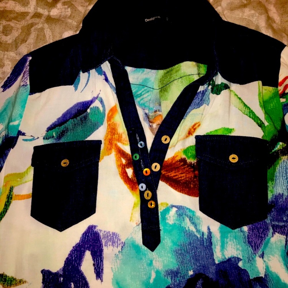 Floral and denim pull on shirt   Really cool button detail